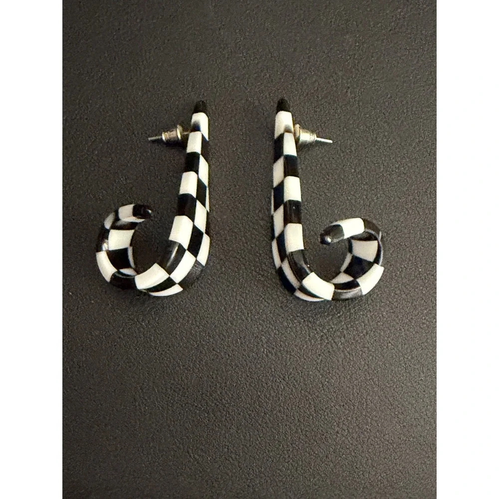 Vintage Earrings Checkered Acrylic Pop Art Black White